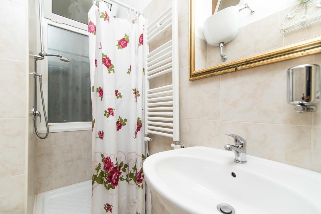 Le Rose B&B Рим Экстерьер фото